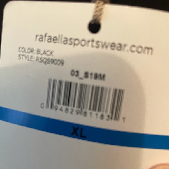 Rafaella, XL, has handkerchief hem, lace edging on the sleeves - Picture 2 of 4